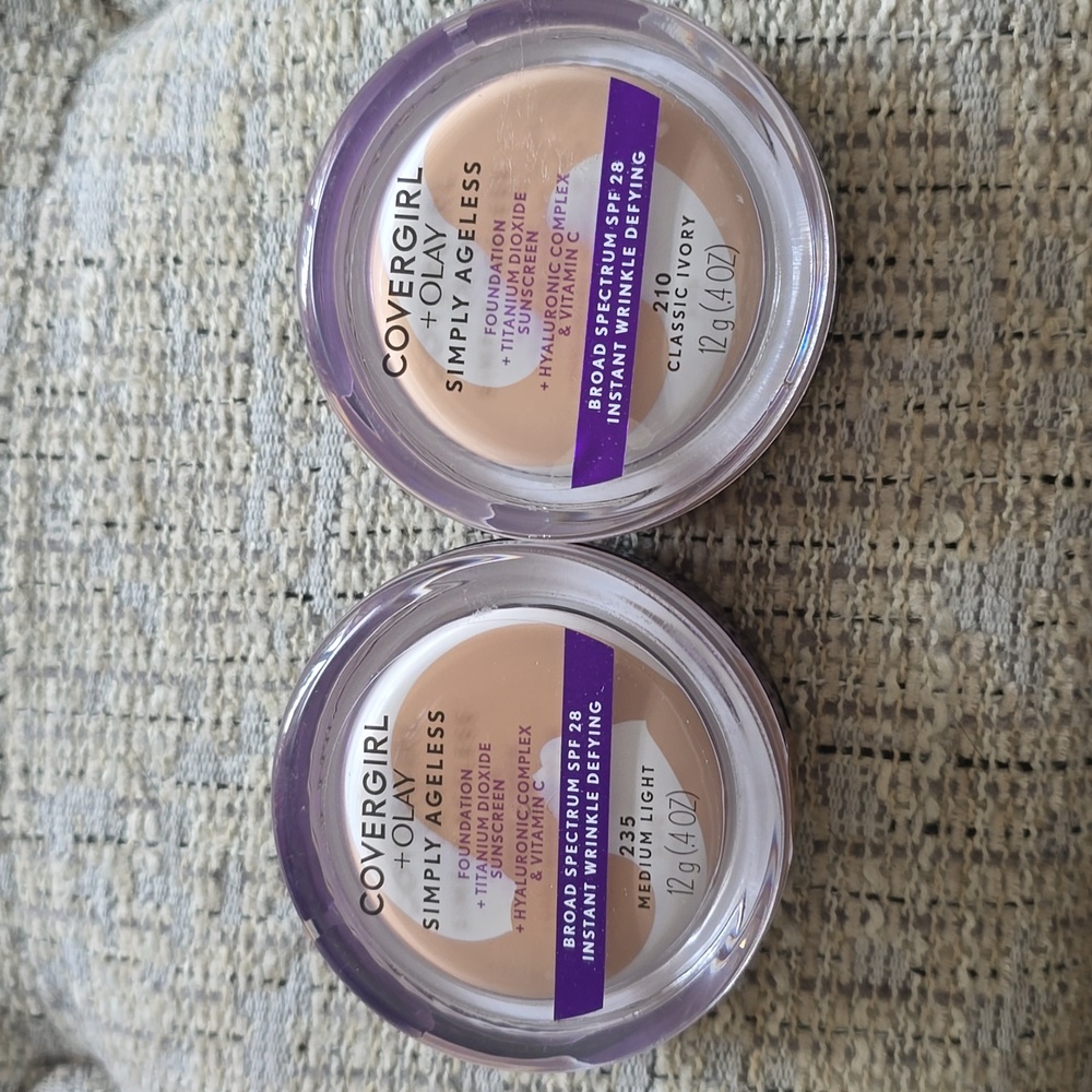 COVERGIRL+OLAY SIMPLY AGELESS FOUNDATION  #235 MEDIUM LIGHT & #210 CLASSIC IVORY